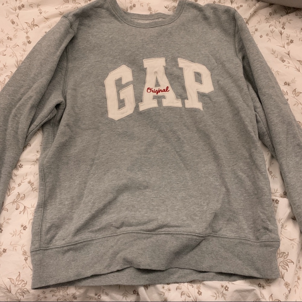 Gap sweatshirt